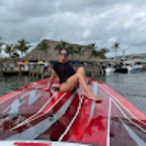 Meet your Posher, Charo